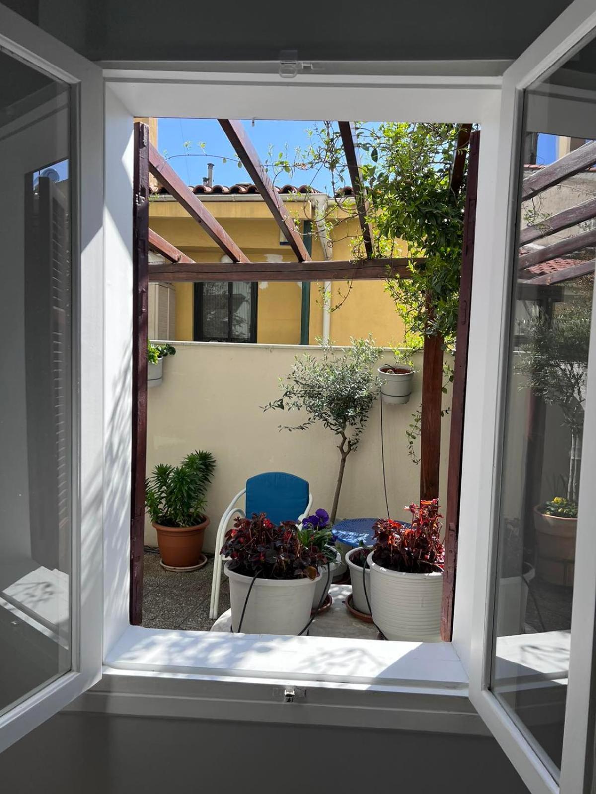 Retro House With Garden In Anopoli Villa Thessaloniki Exterior photo